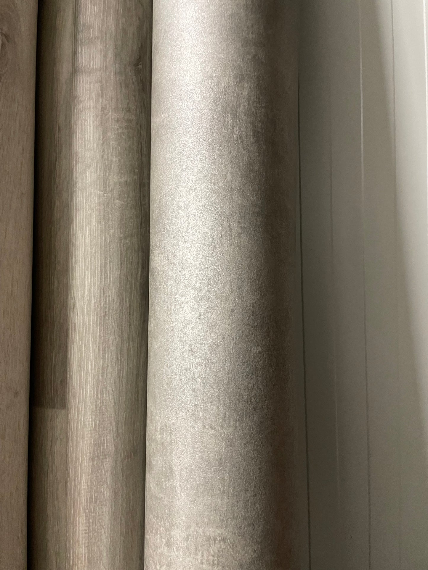 Grijs Betonlook Vinyl Restpartij | 2,55x4,00mtr - Vinylrestpartij.nl 