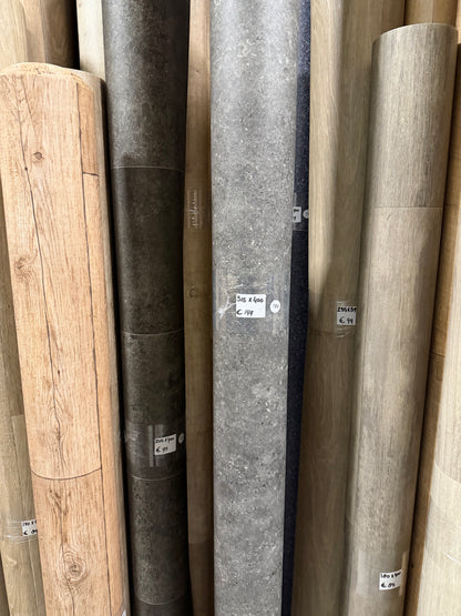 Grijs Gemêleerd Betonlook Vinyl Restpartij |
3,15x4,00mtr