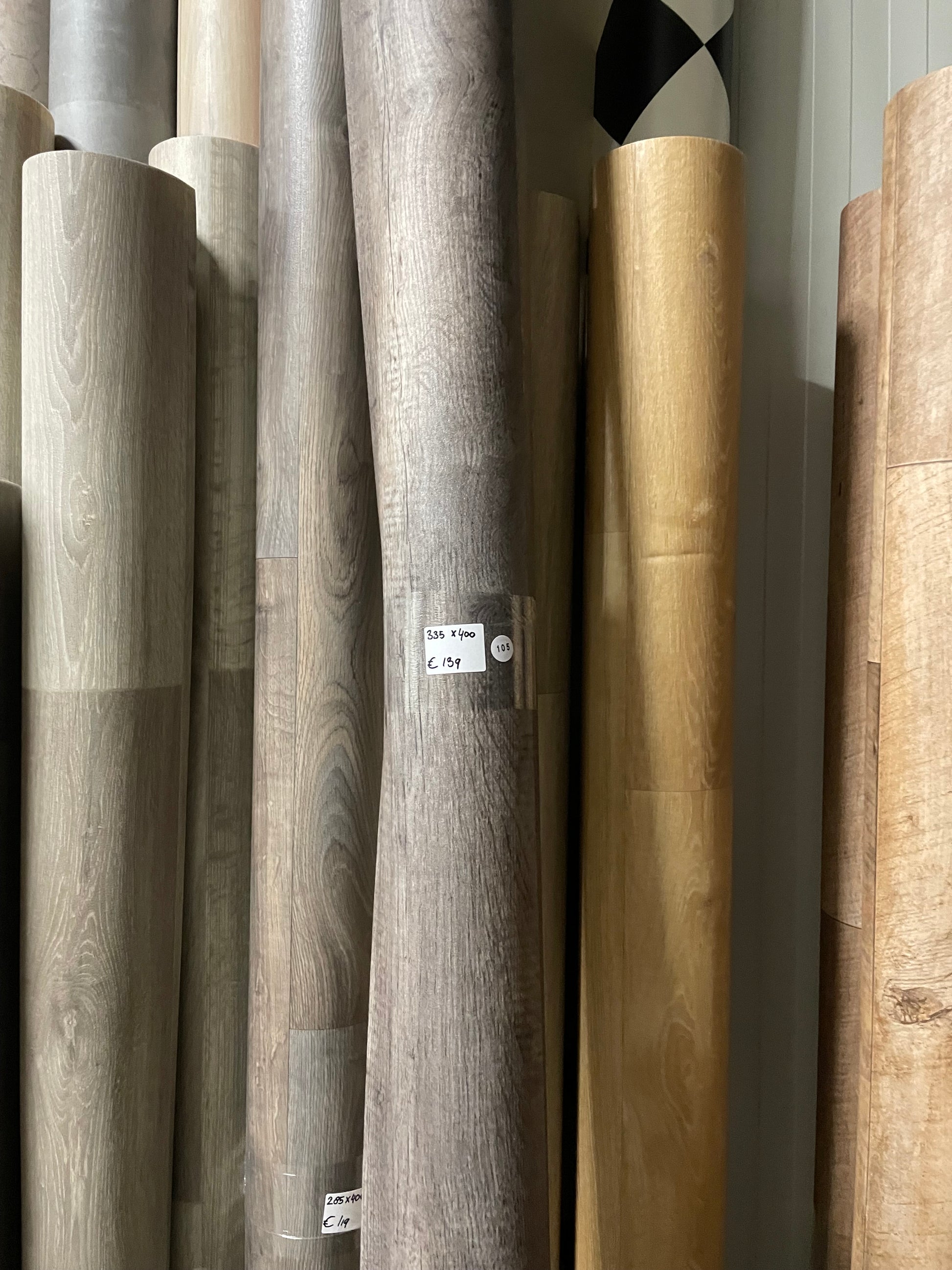 Grijs Noestarm Eiken Vinyl Restpartij | 3,35x4,00mtr - Vinylrestpartij.nl 