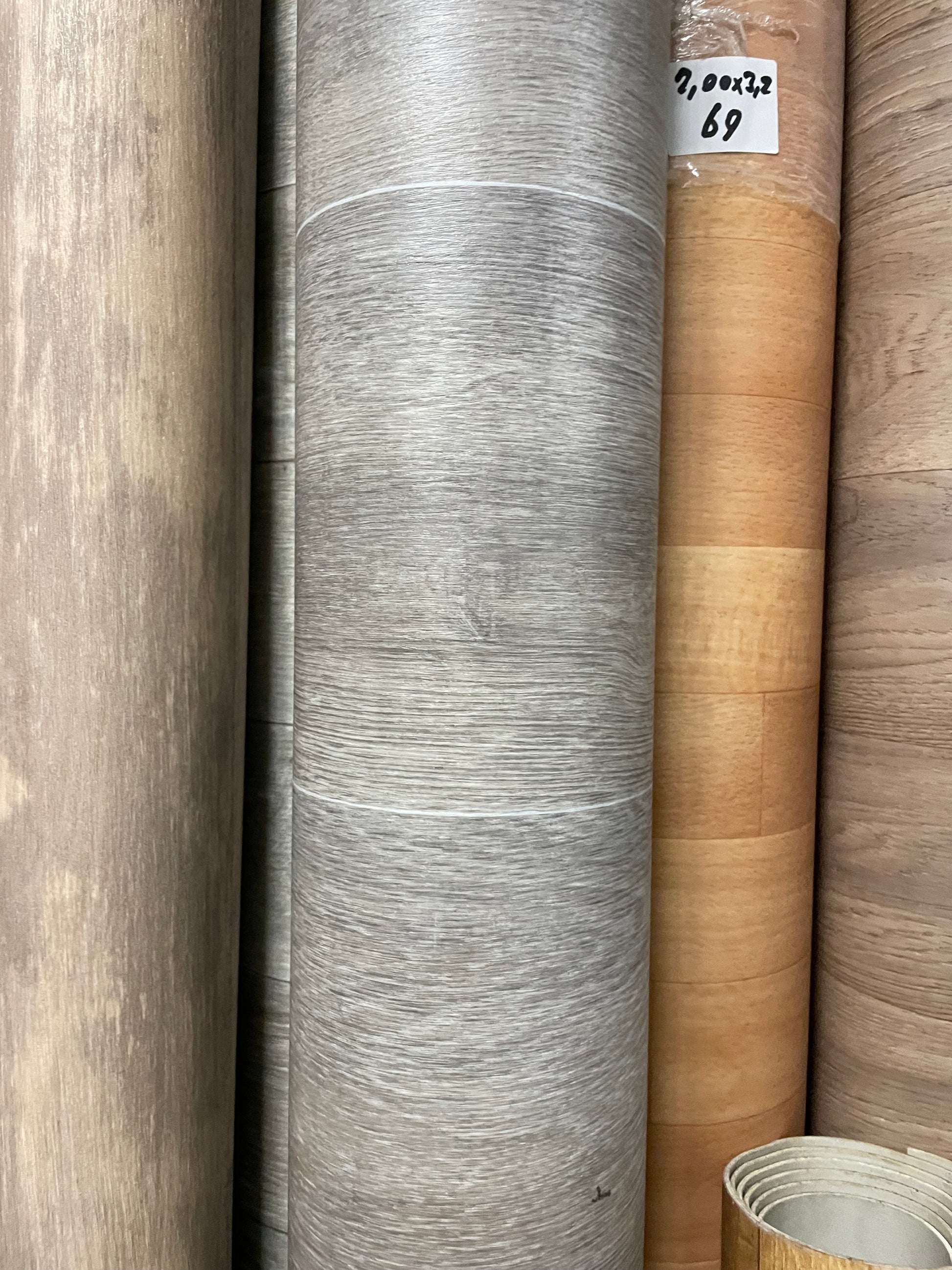 Grijs Verouderd Eiken Vinyl Restpartij | 2,00x2,45mtr - Vinylrestpartij.nl 