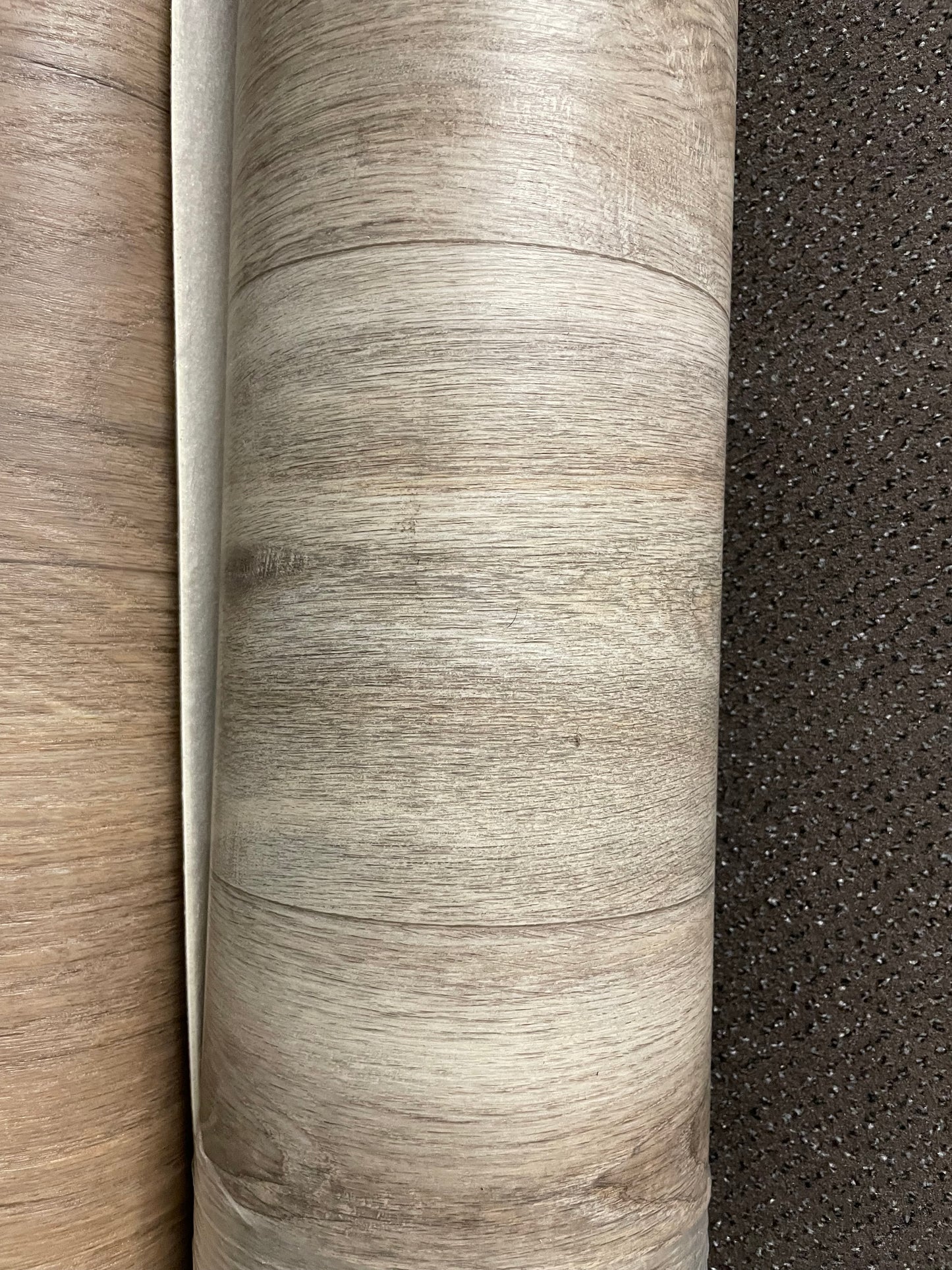 Grijsbruin Eiken Vinyl Restpartij | 2,00x3,10mtr - Vinylrestpartij.nl 