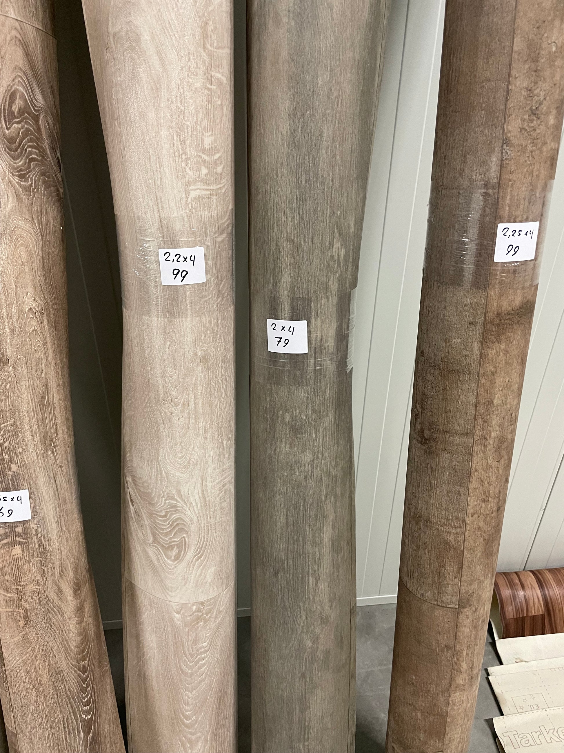 Grijsbruin Landelijk Eiken Vinyl Restant | 2,00x4,00mtr - Vinylrestpartij.nl 