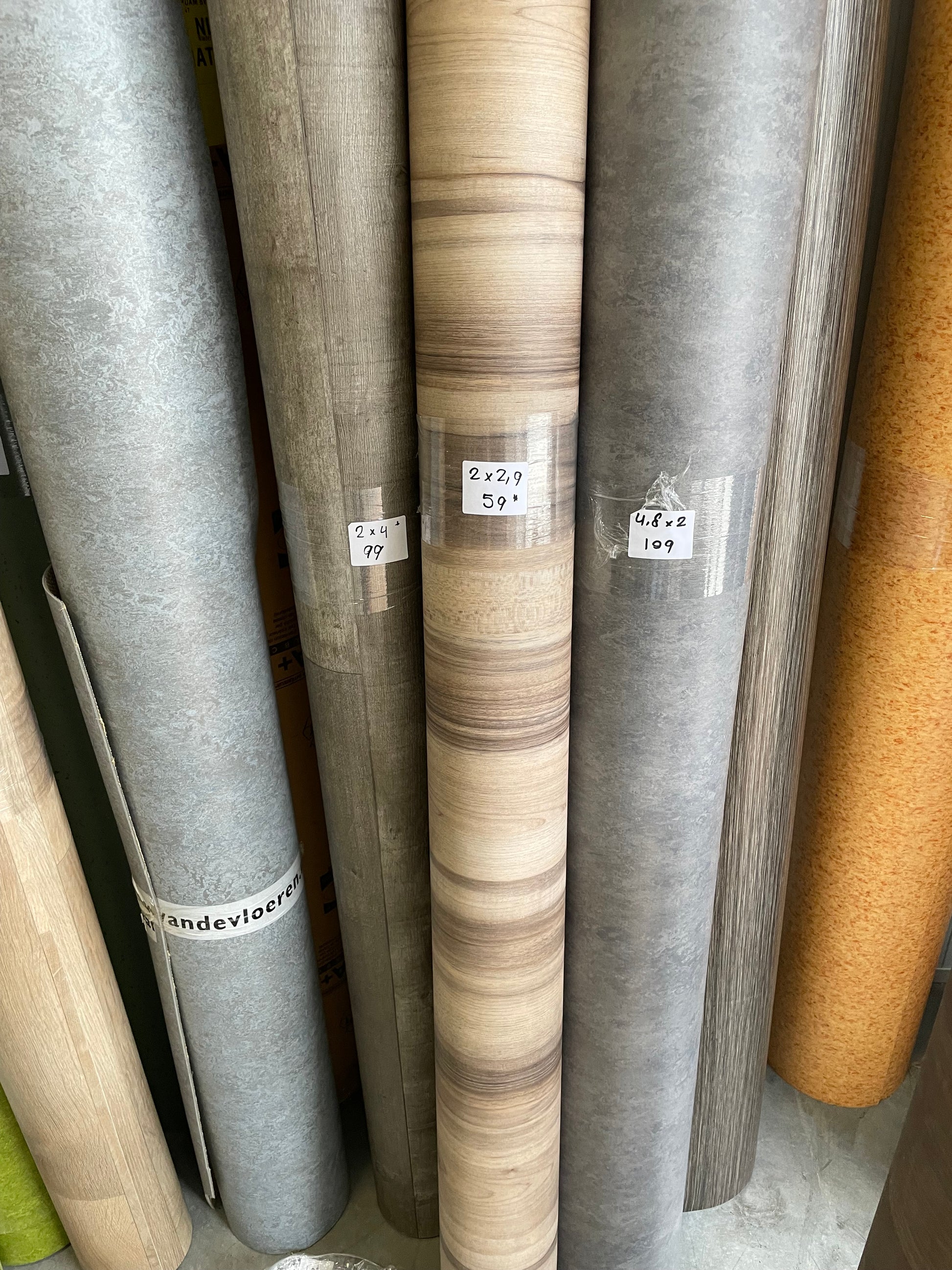 Grijsbruin Modern Eiken Project Vinyl Restpartij | 2,00x2,90mtr - Vinylrestpartij.nl 