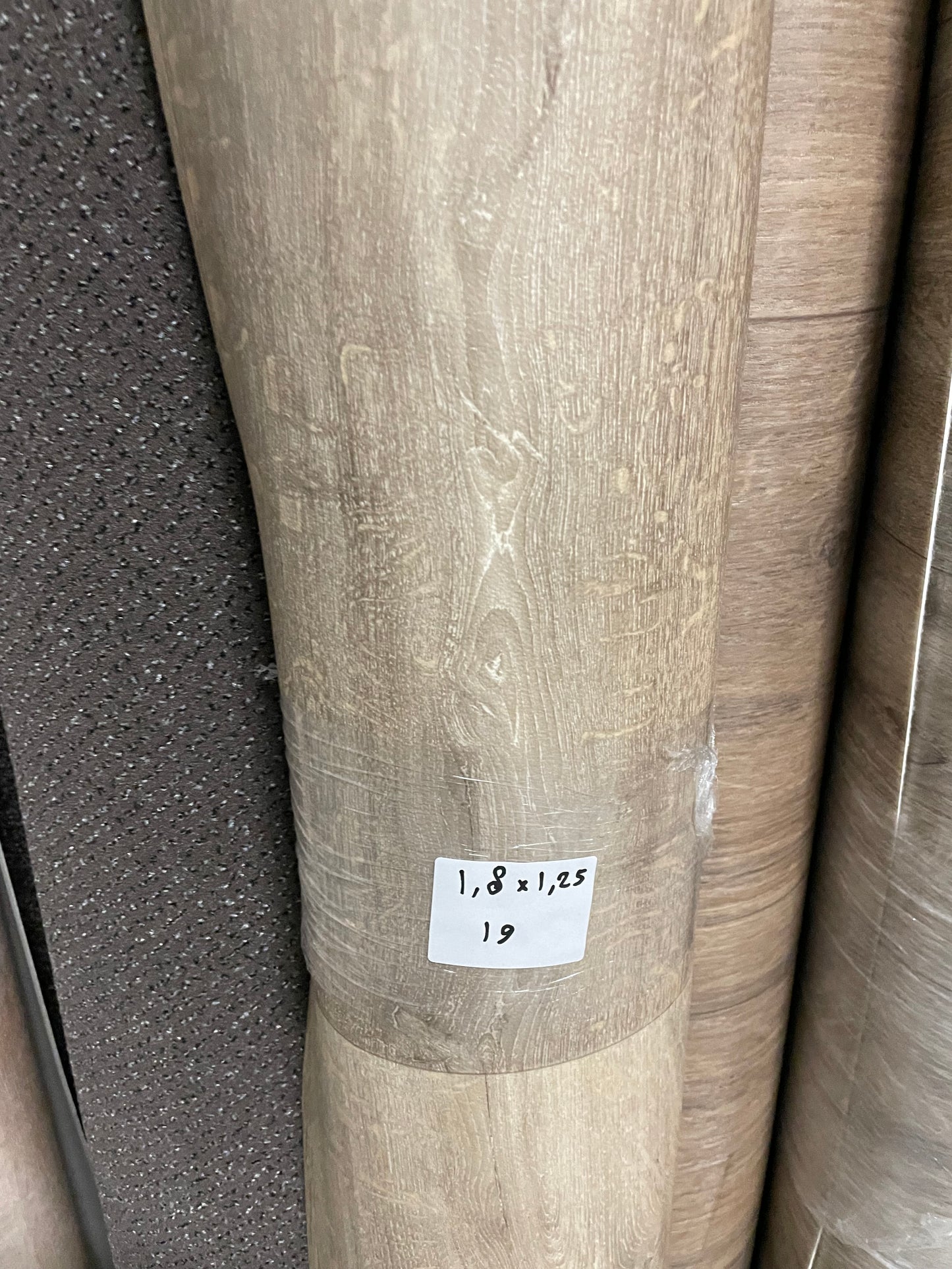 Grijsbruin Rustiek Eiken Vinyl Restpartij | 1,25x1,80mtr - Vinylrestpartij.nl 