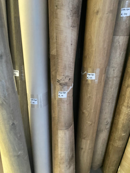 Landelijk Donkerbruin Eiken Vinyl Restpartij | 2,40x4,00mtr - Vinylrestpartij.nl 