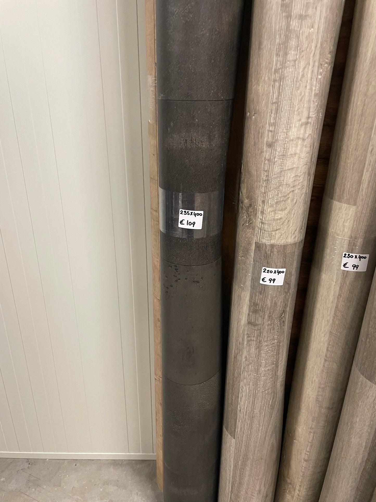 Leisteen Zwart Vinyl Restpartij | 2,35x4,00mtr - Vinylrestpartij.nl 
