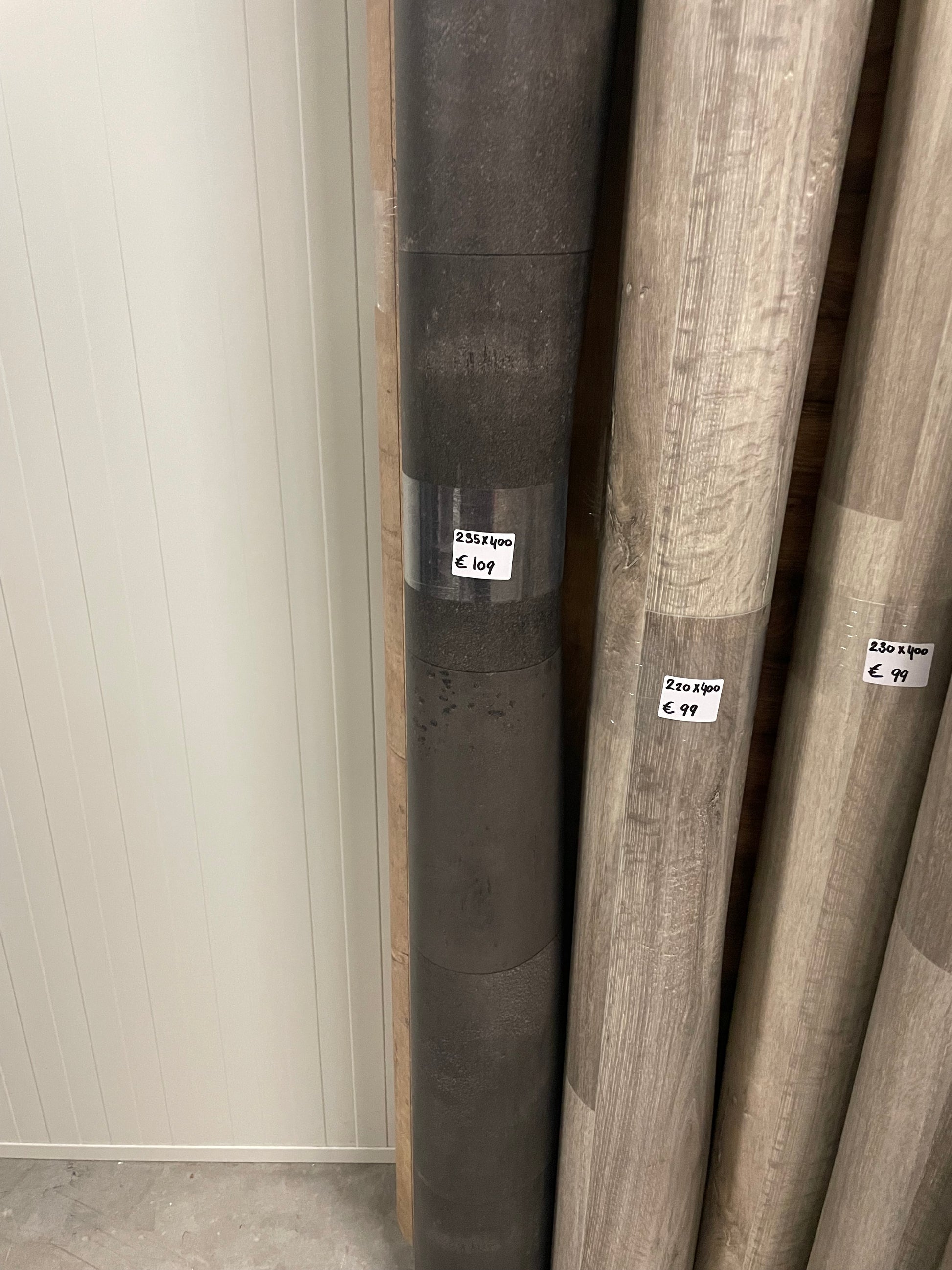 Leisteen Zwart Vinyl Restpartij | 2,35x4,00mtr - Vinylrestpartij.nl 
