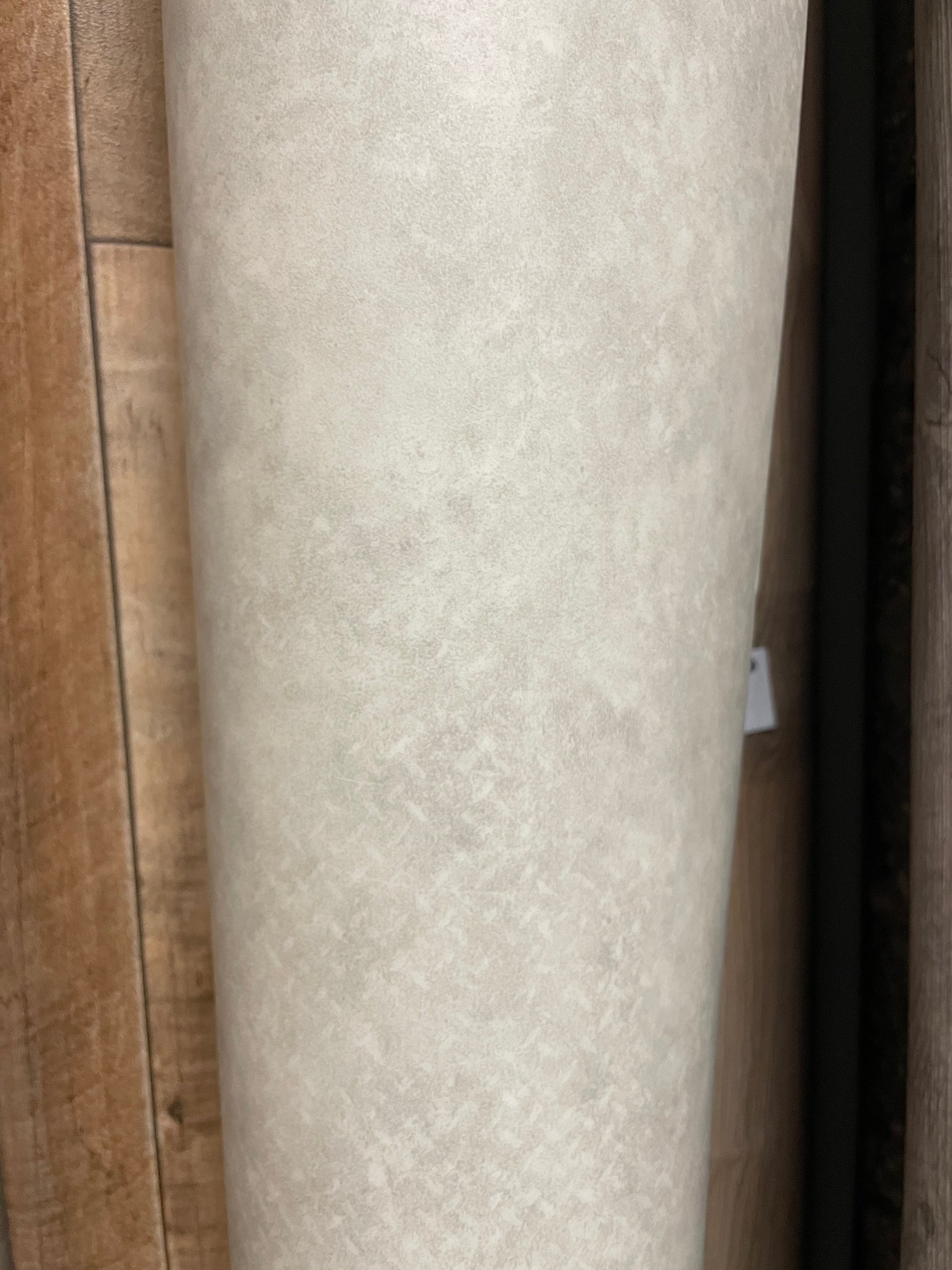 Licht Betonlook Vinyl Restpartij | 2,55x4,00mtr - Vinylrestpartij.nl 