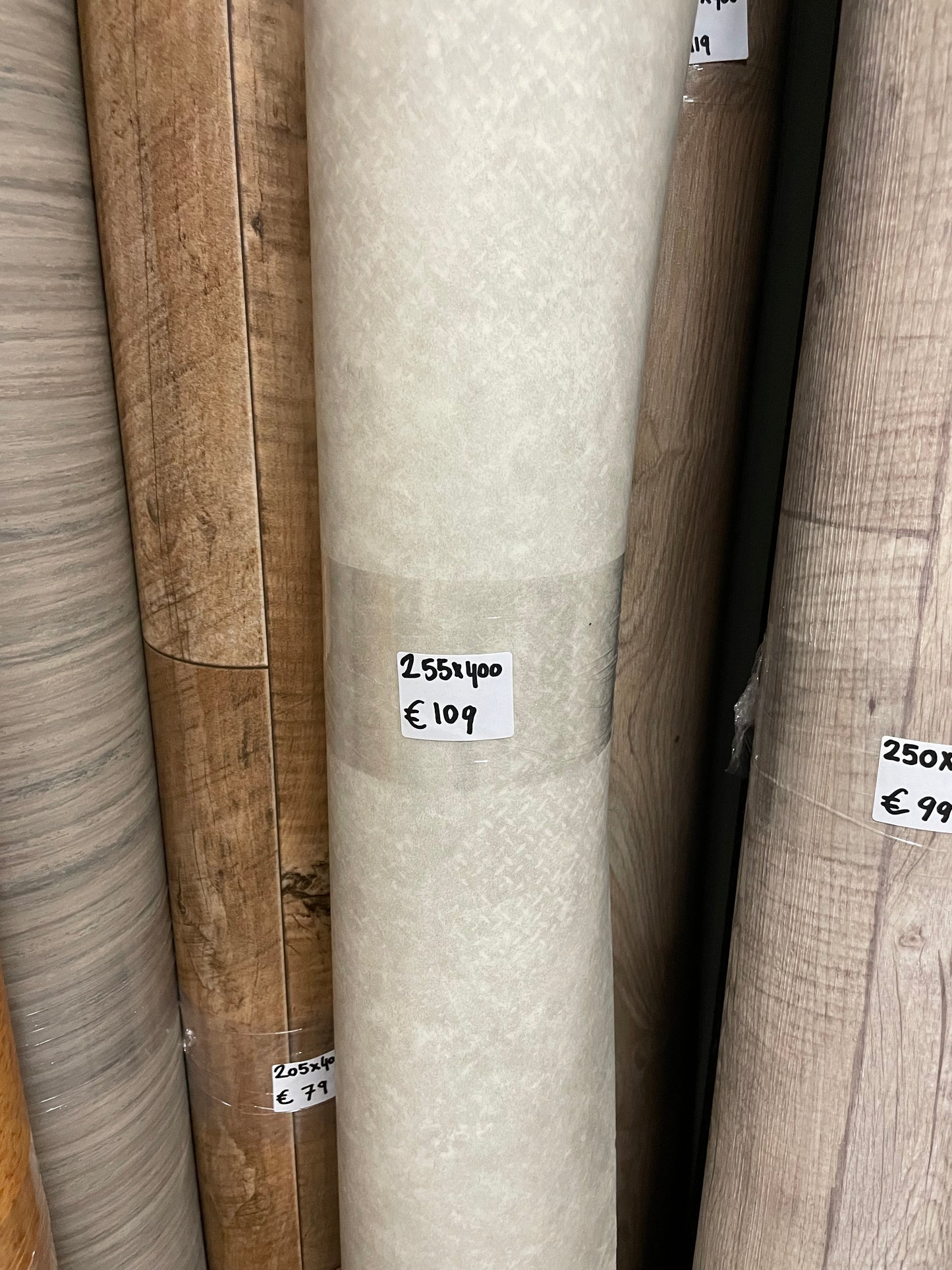 Licht Betonlook Vinyl Restpartij | 2,55x4,00mtr - Vinylrestpartij.nl 