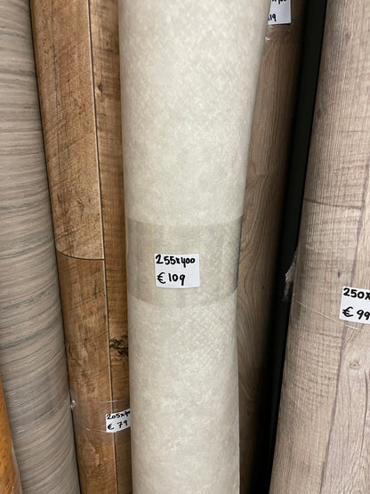 Licht Betonlook Vinyl Restpartij | 2,55x4,00mtr - Vinylrestpartij.nl 