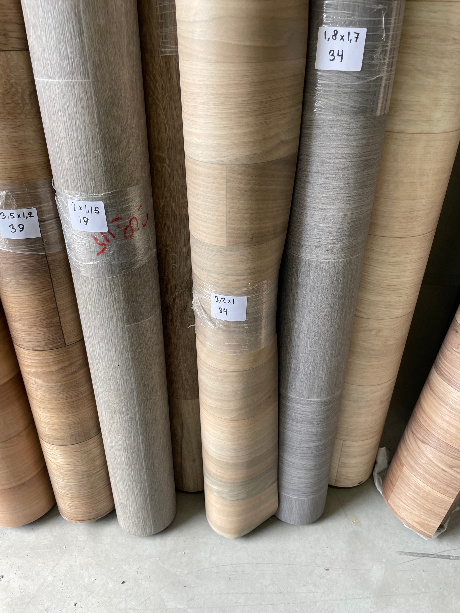 Lichtbeige Eiken Vinyl Restant | 1,00x3,20mtr - Vinylrestpartij.nl 