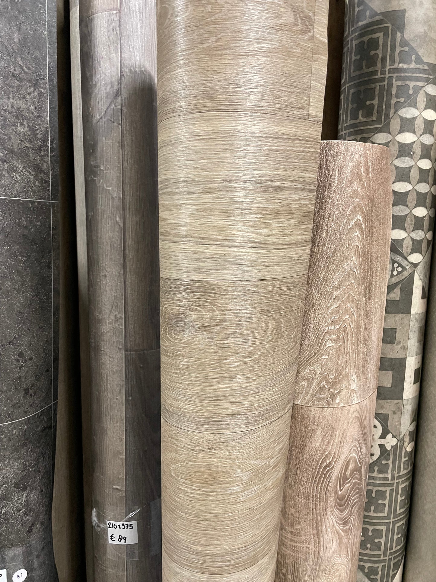 Modern Natuur Eiken Vinyl Restpartij | 1,90x2,45mtr - Vinylrestpartij.nl 