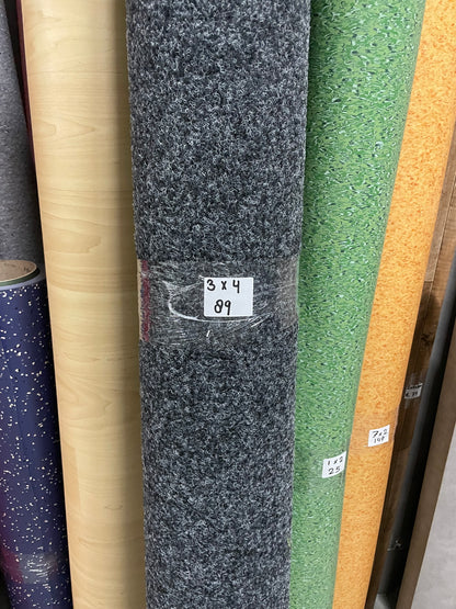 Naaldvilt Antraciet Trap Tapijt Restpartij | 3,00x4,00mtr - Vinylrestpartij.nl 