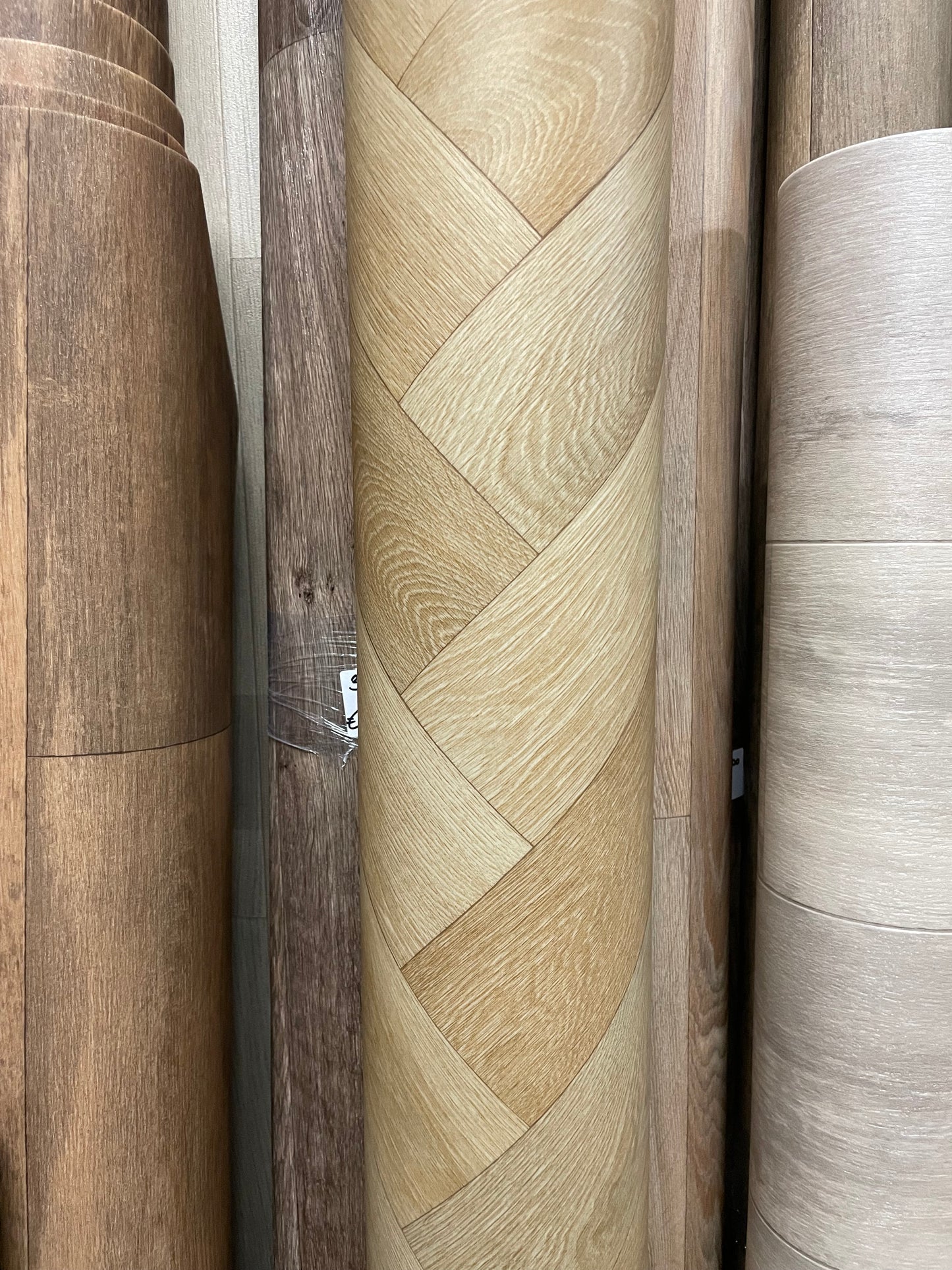Naturel Licht Eiken Visgraat Vinyl Coupon |
1,85x4,00mtr - Vinylrestpartij.nl 