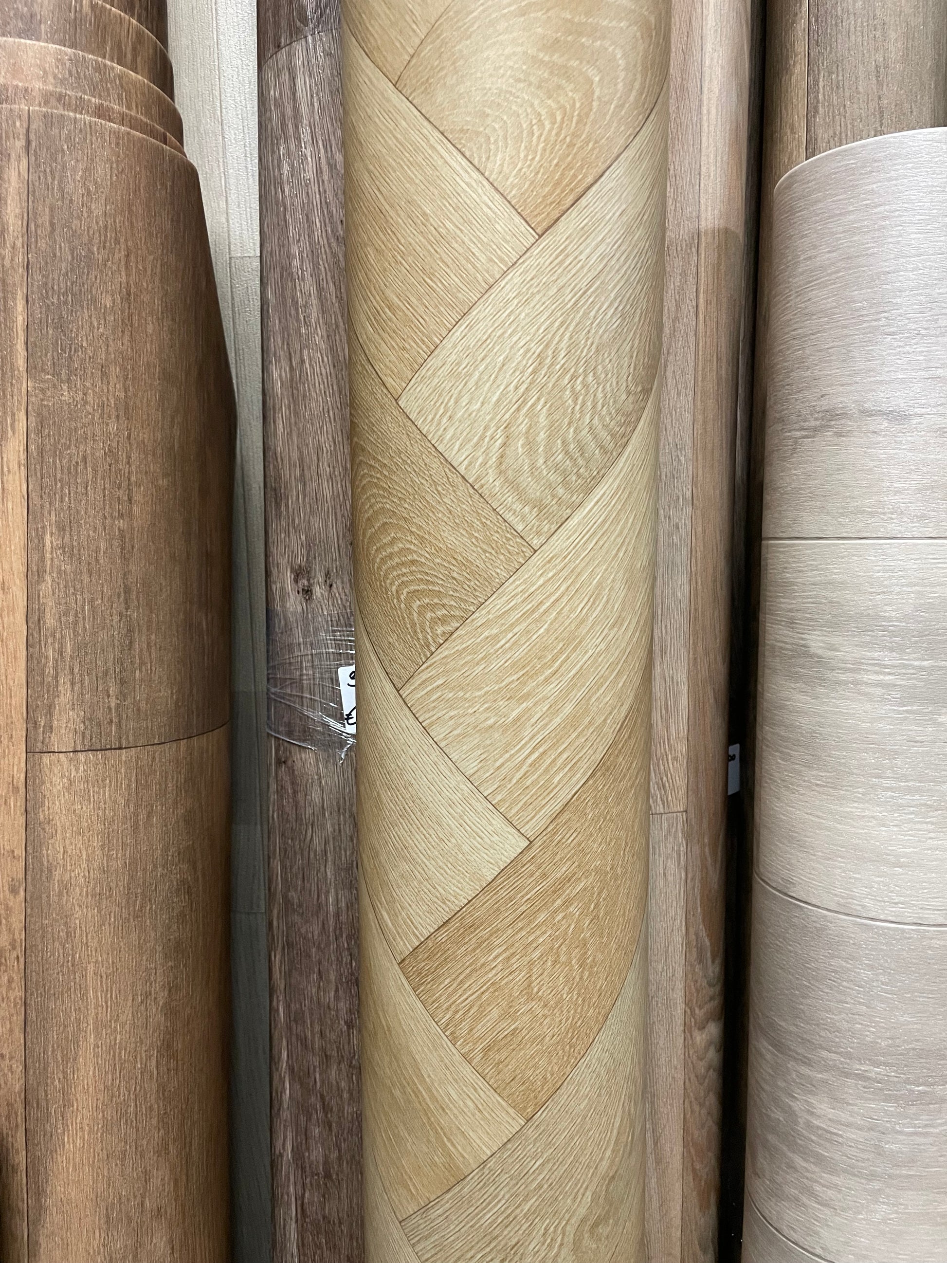 Naturel Licht Eiken Visgraat Vinyl Coupon |
1,85x4,00mtr - Vinylrestpartij.nl 