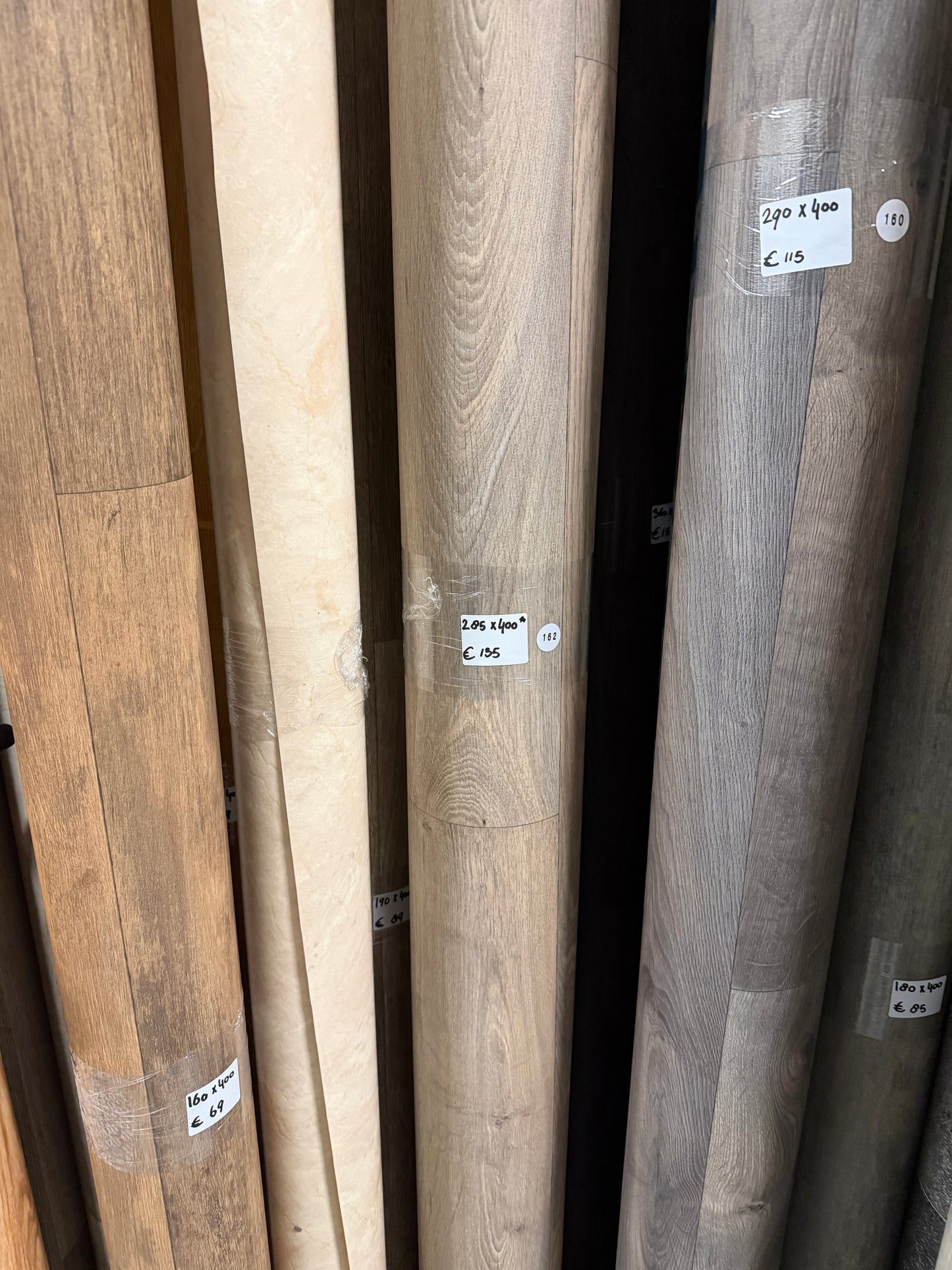 Natuur Greige Eiken Project Vinyl Restpartij (Extra Harde Toplaag) |
2,85x4,00mtr
