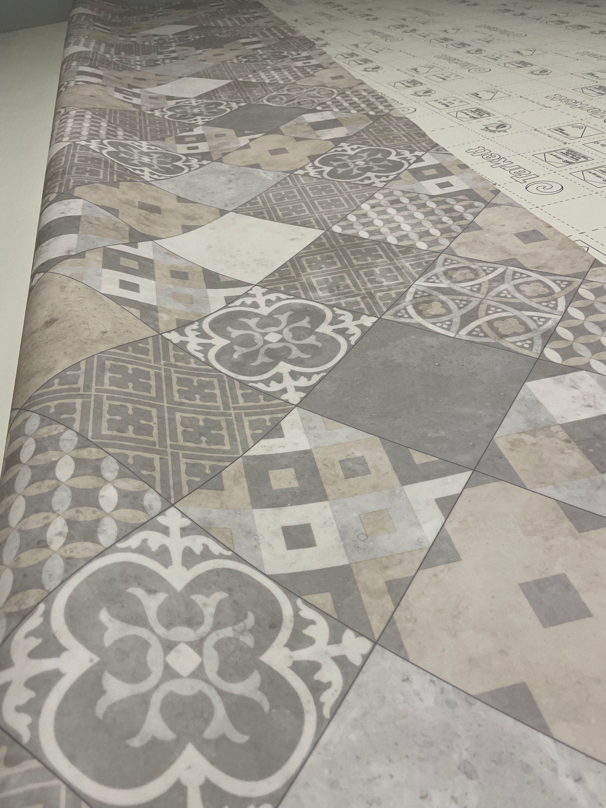 Portuguese Tegels Vinyl Restpartij | 3,15x4,00mtr - Vinylrestpartij.nl 