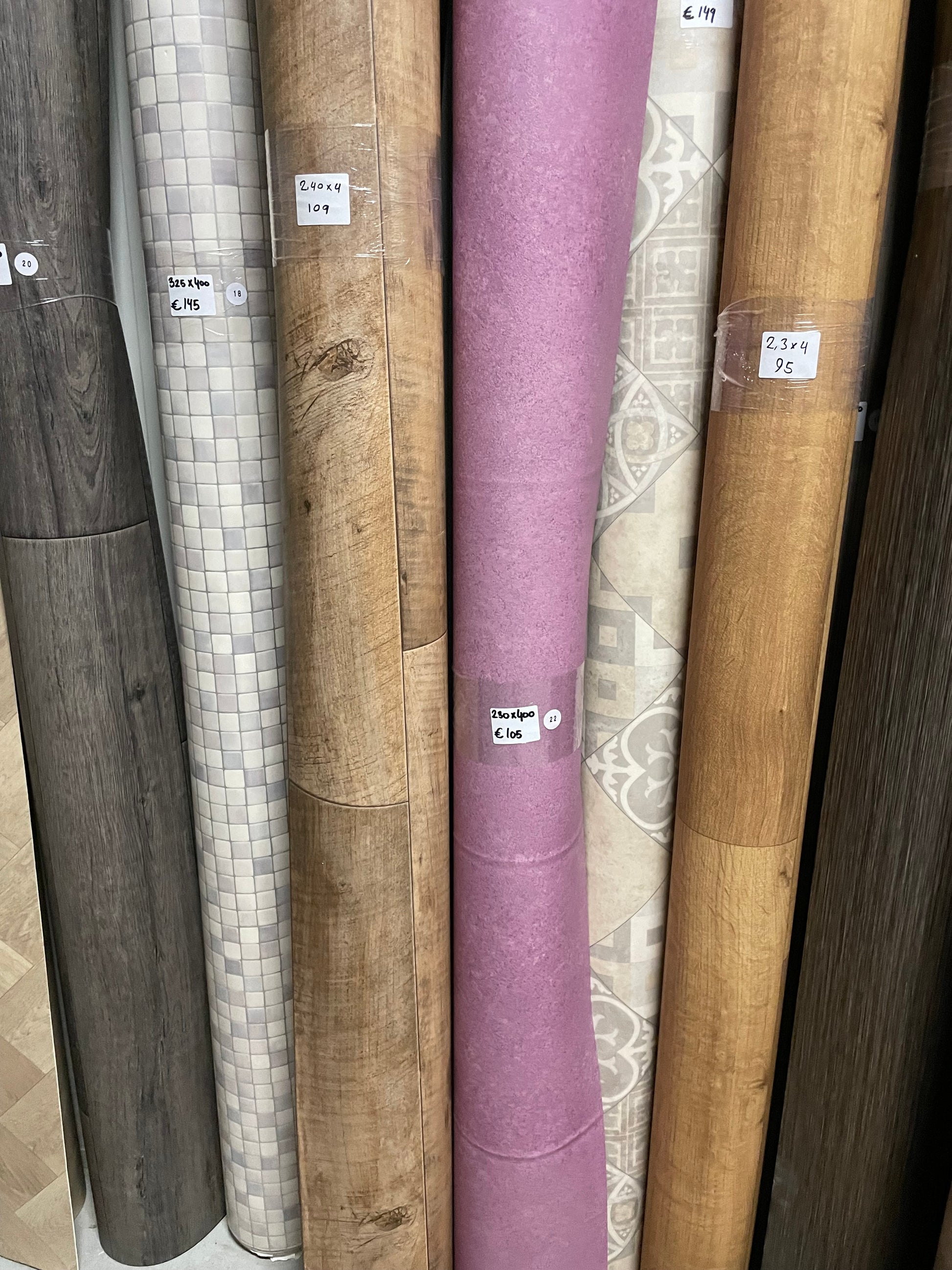 Roze Betonlook Vinyl Restpartij |2,30x4,00mtr - Vinylrestpartij.nl 