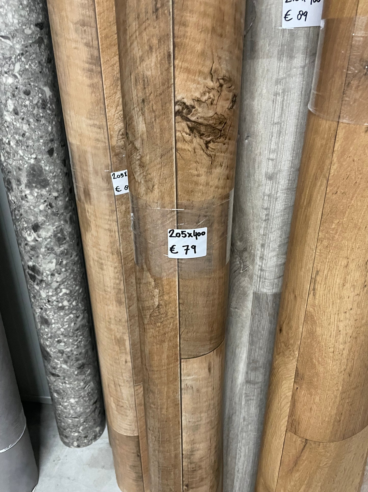 Rustiek Bruin Eiken Vinyl Restpartij | 2,05x4,00mtr - Vinylrestpartij.nl 