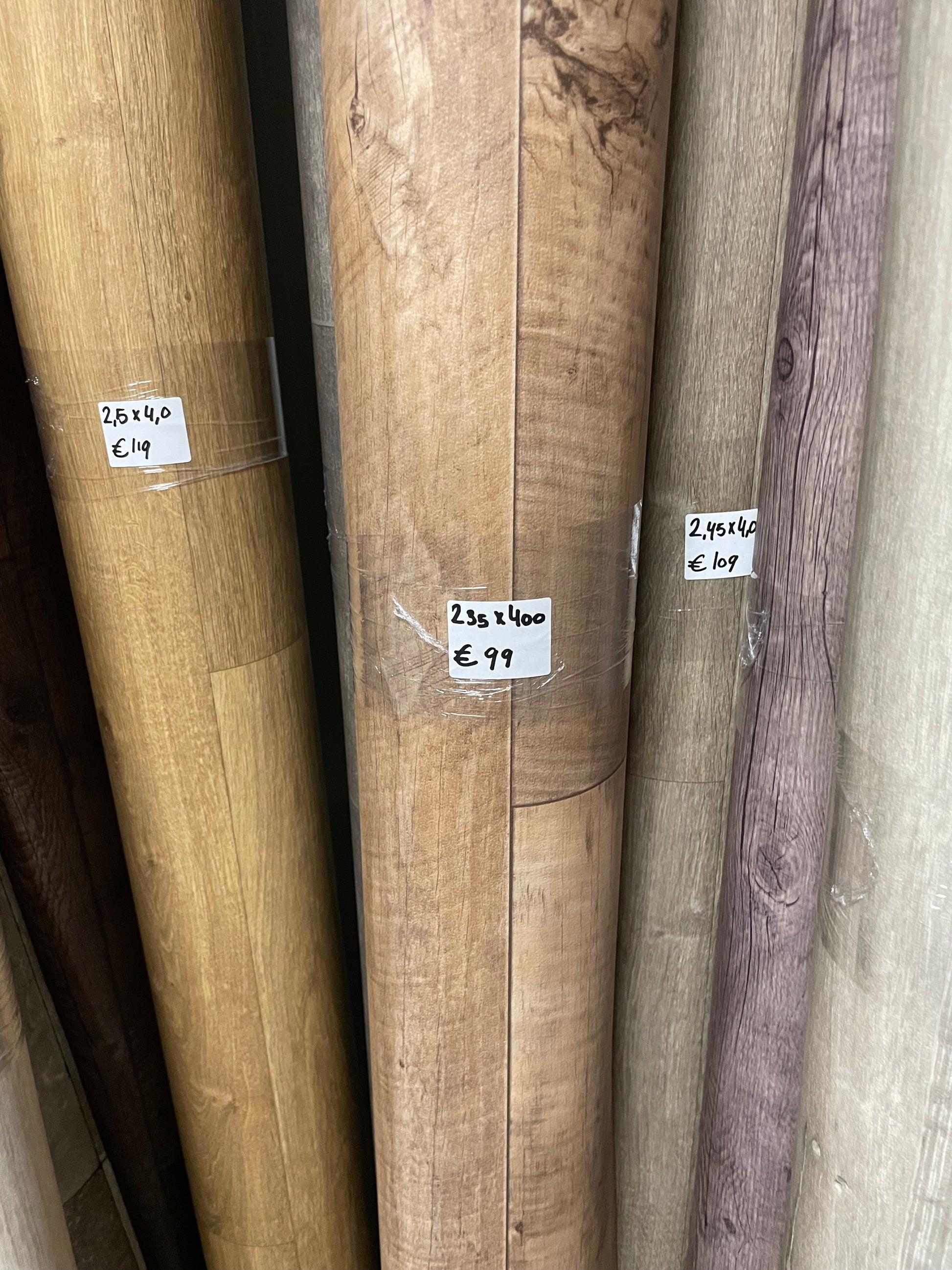 Rustiek Eiken Vinyl Restpartij | 2,35x4,00mtr - Vinylrestpartij.nl 