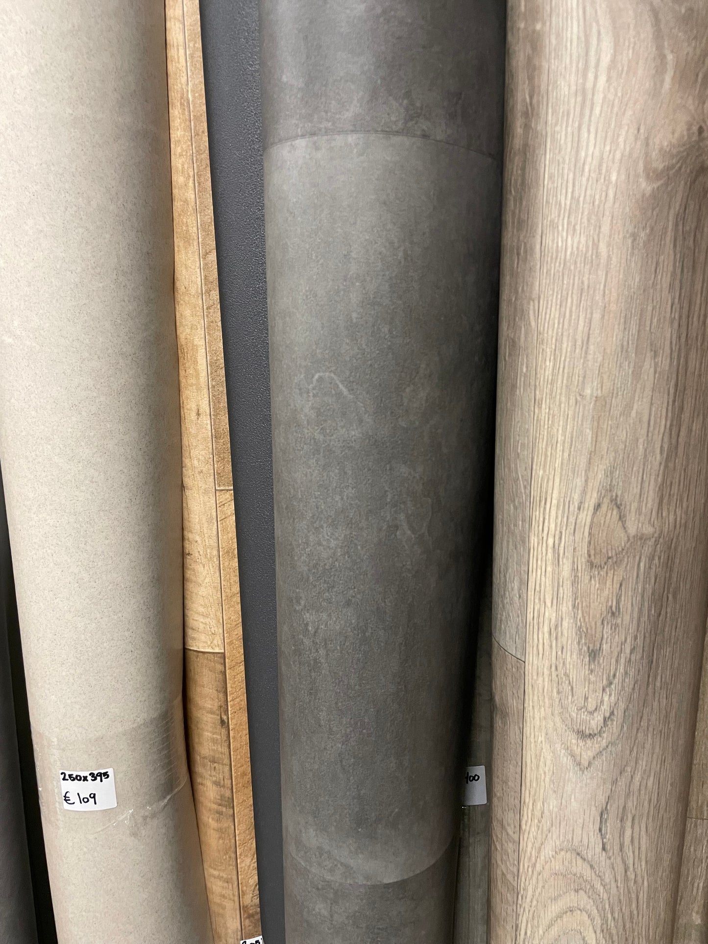Tegelmotief Antraciet Vinyl Restpartij | 1,95x4,00mtr - Vinylrestpartij.nl 