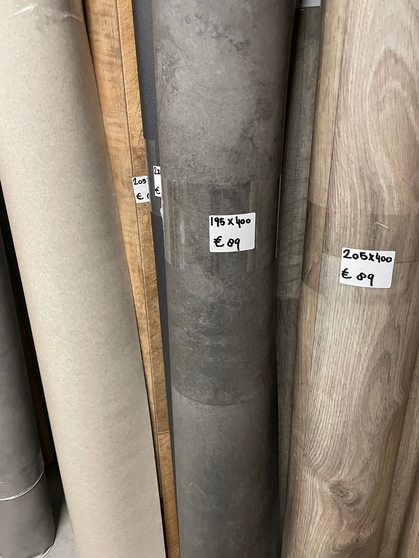 Tegelmotief Antraciet Vinyl Restpartij | 1,95x4,00mtr - Vinylrestpartij.nl 