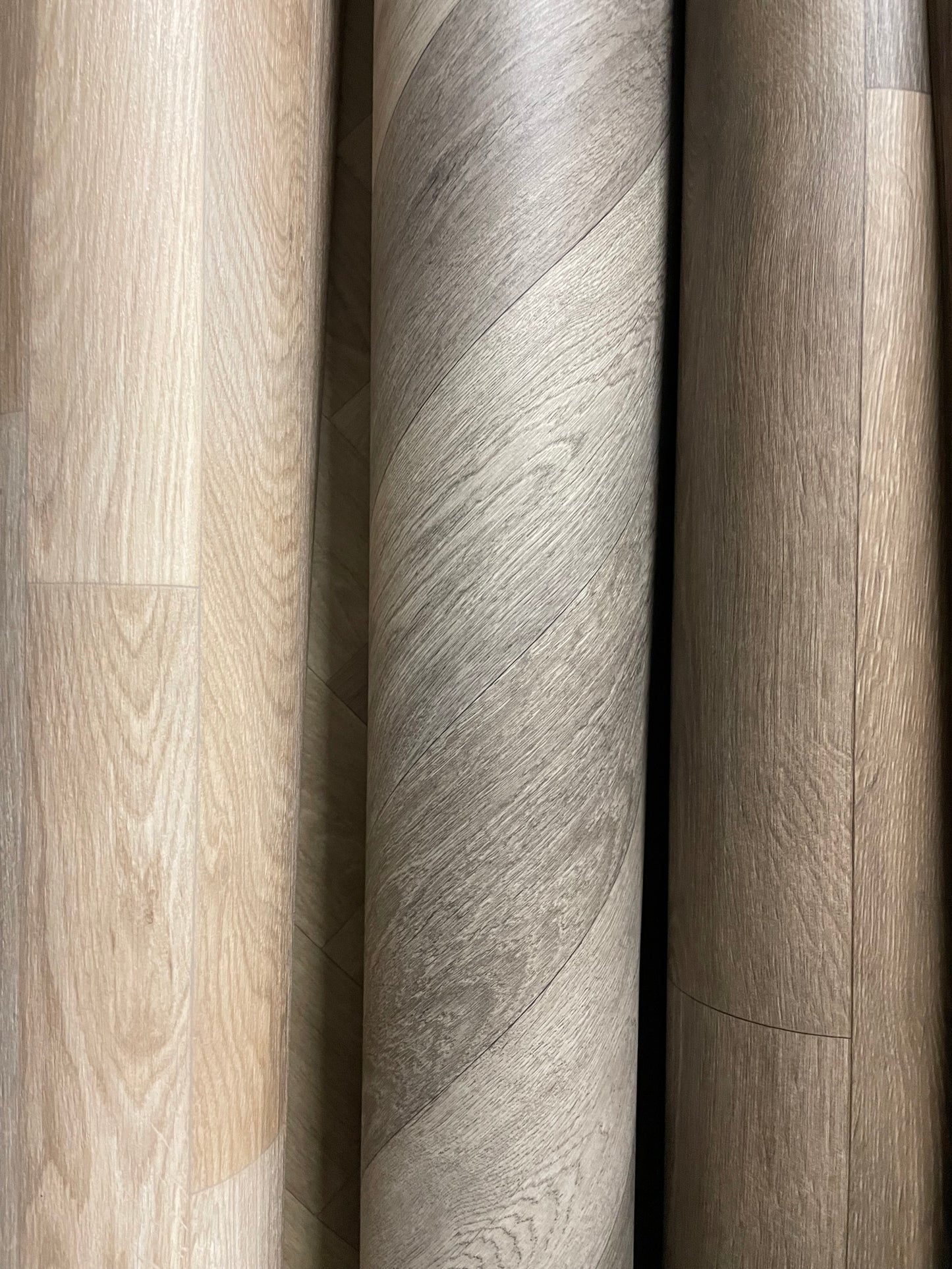 Visgraat Grijsbruin Eiken Vinyl Restpartij | 3,10x4,00mtr - Vinylrestpartij.nl 