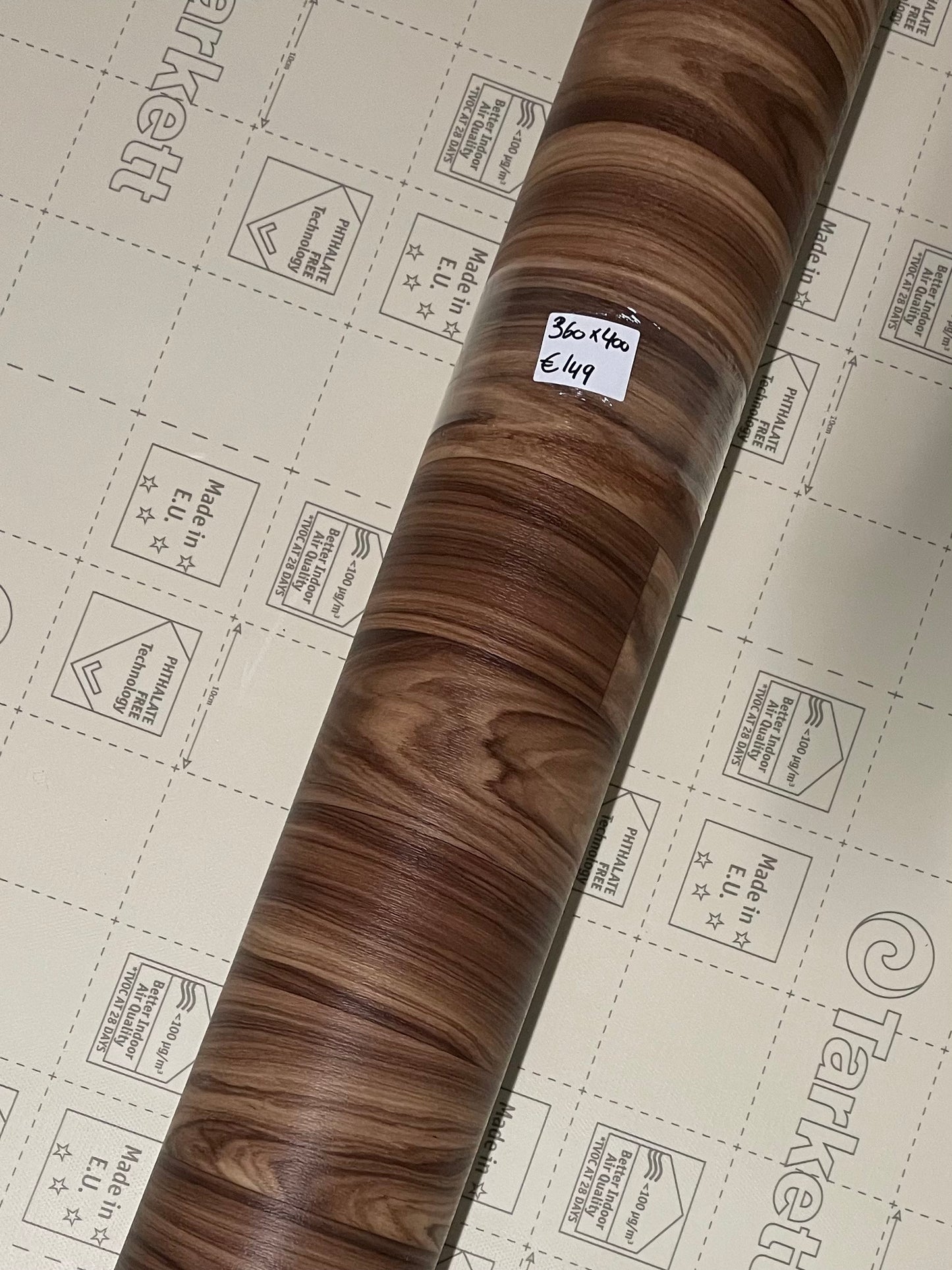 Walnoot Eiken Vinyl Restpartij | 3,60x4,00mtr - Vinylrestpartij.nl 