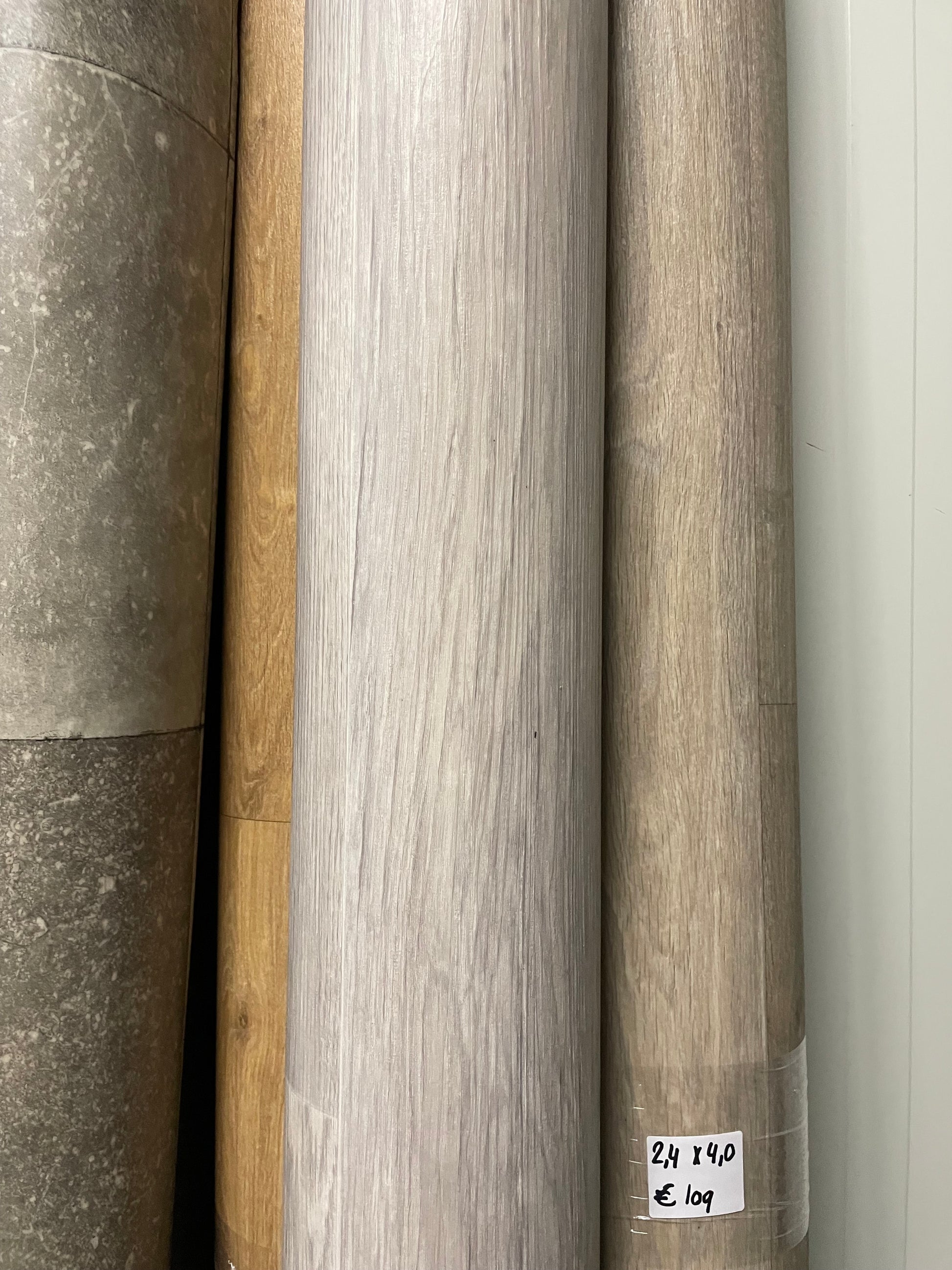 Wit Eiken Vinyl Restpartij | 2,05x4,00mtr - Vinylrestpartij.nl 