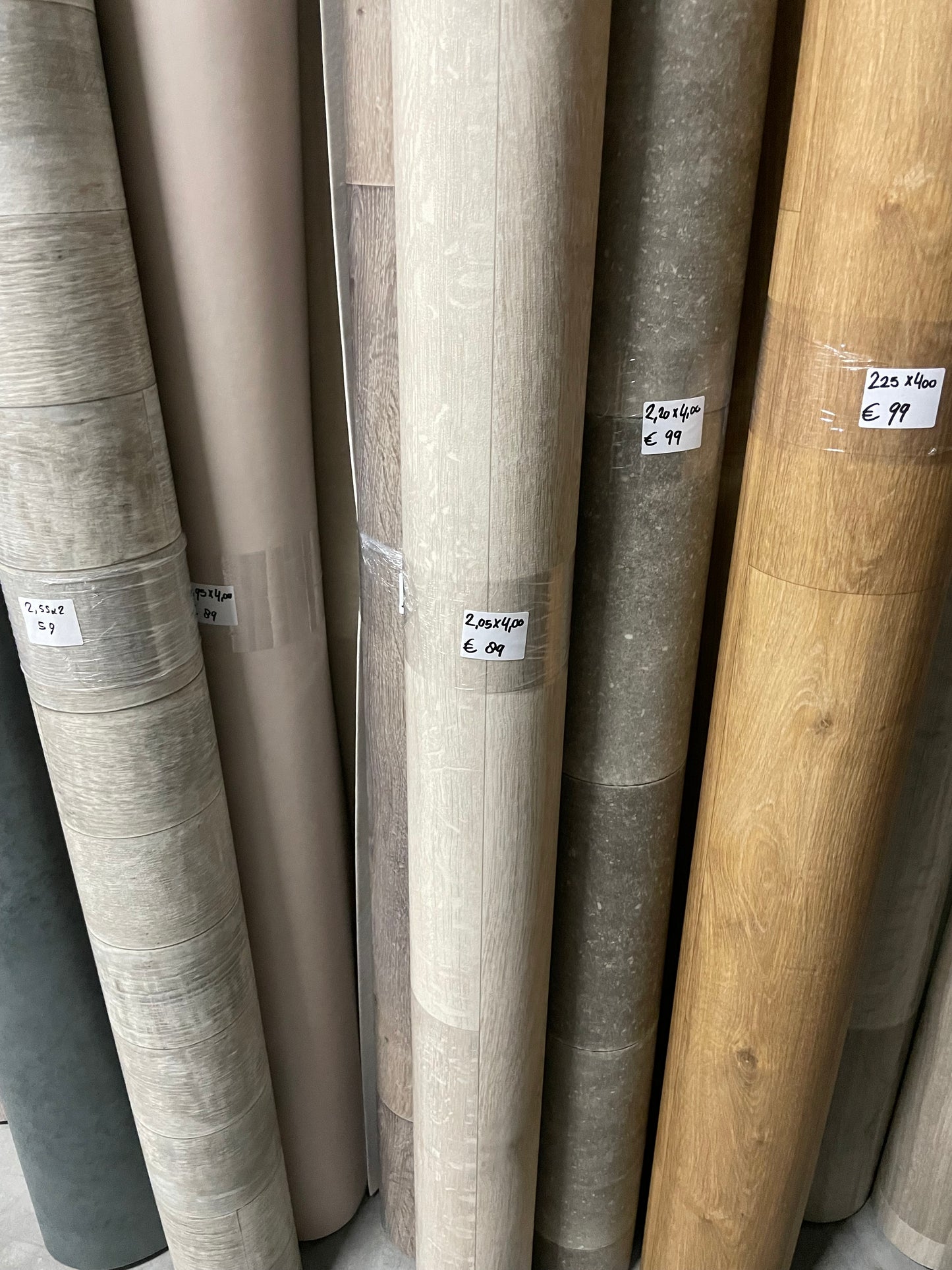 Wit Eiken Vinyl Restpartij | 2,05x4,00mtr - Vinylrestpartij.nl 